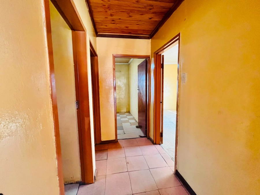 3 Bedroom Property for Sale in Kagisanong Free State